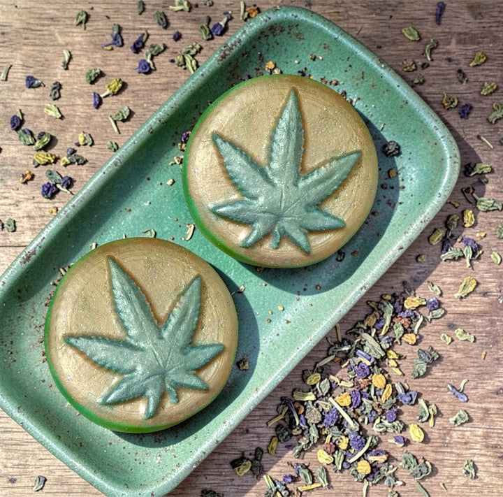 420 Leaf
